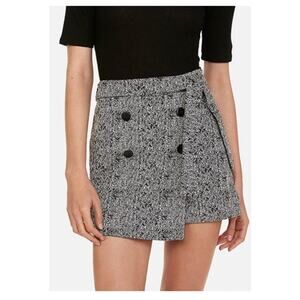 312 Expres Black and white, tweed skort size 16